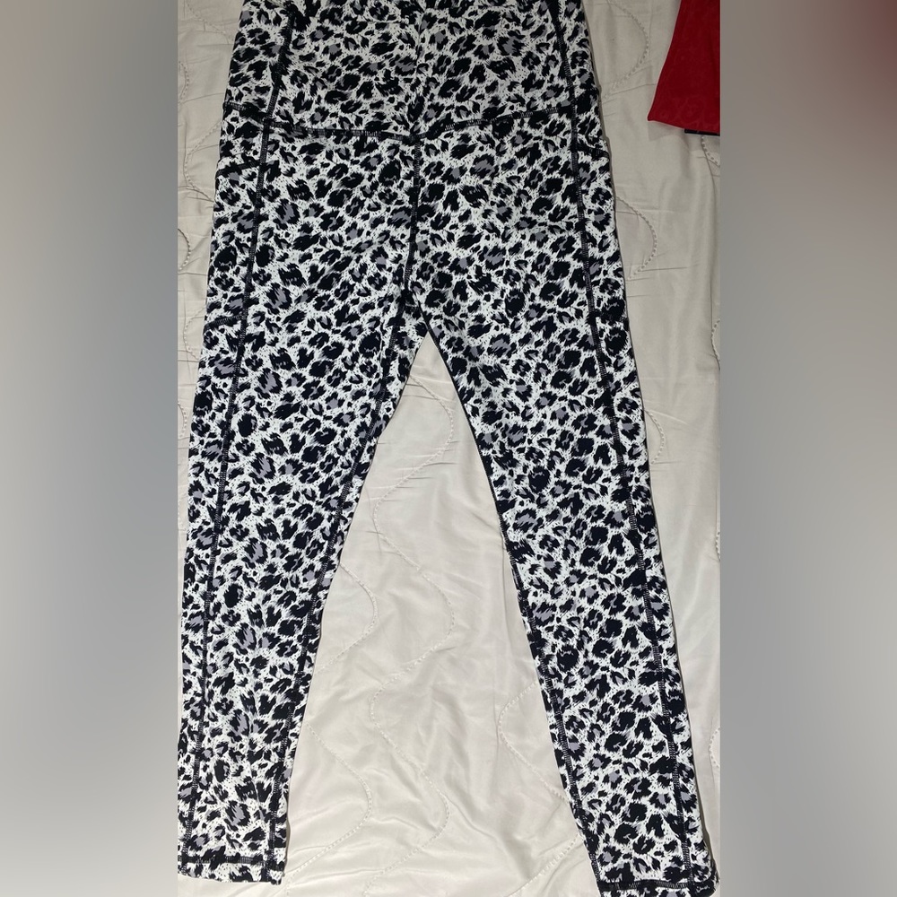 ZYIA Black and White Patterned Leggings